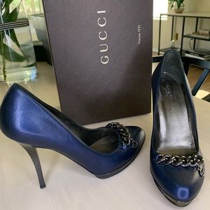 Gucci pumps
